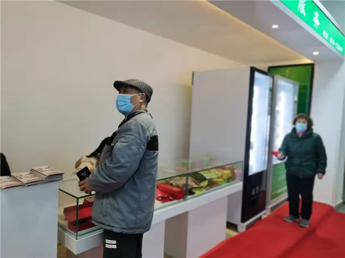 四川中青旅綿陽分社、綿陽市中旅假日旅行社、綿陽自來文化傳播有限公司24H自助售貨服務(wù)盛大開業(yè)